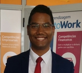 Náufal Razaque