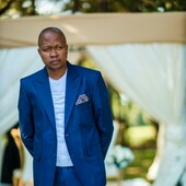 Luyanda Hlatshaneni